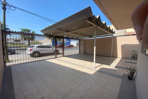 Foto de inmueble en  , Col. Ampliación la Rosita C.P. 27258, Torreón