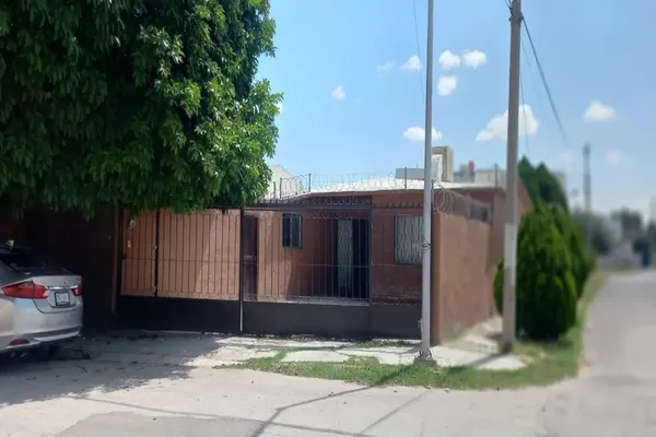 Foto de inmueble en  , Col. Ampliación la Rosita C.P. 27258, Torreón