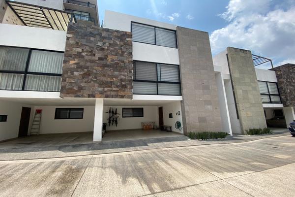Foto de inmueble en  , Col. Ampliación Momoxpan C.P. 72775, San Pedro Cholula