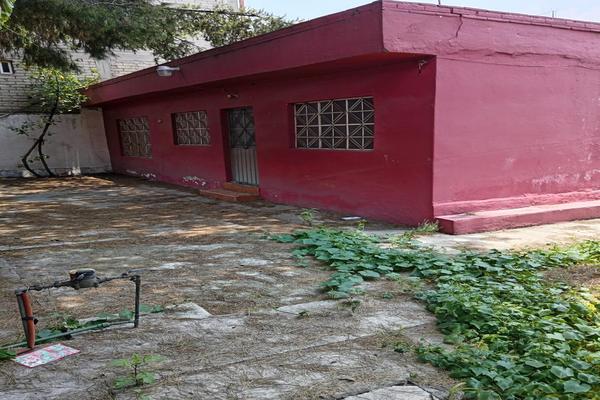 Foto de inmueble en  , Col. Ampliación Santa Catarina C.P. 13120, Tláhuac