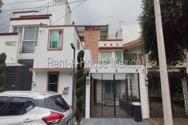Foto de inmueble en  , Col. Ampliación Sinatel C.P. 09479, Iztapalapa
