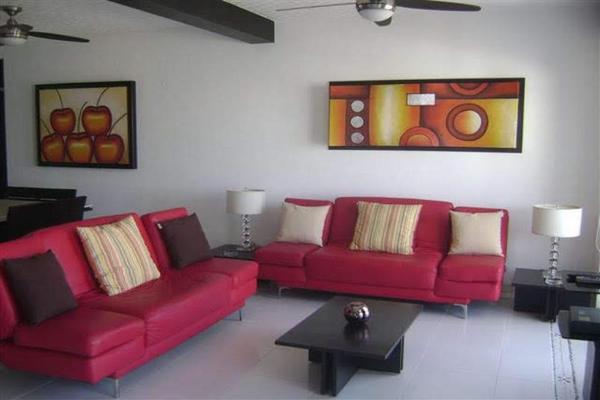 Foto de inmueble en ANAHUAC #10, Col. Lomas de Costa Azul C.P. 39830, Acapulco de Juárez