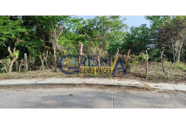 Foto de inmueble en , Col. Anáhuac C.P. 92830, Tuxpan