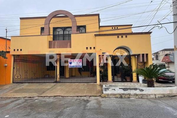 Foto de inmueble en Andador K, Col. Las Fuentes C.P. 88740, Reynosa