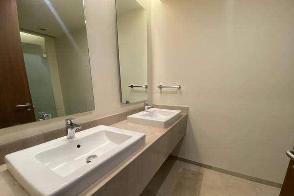 Foto de inmueble en Andador Plaza Lomas, Col. Lomas del Tecnológico C.P. 78215, San Luis Potosí