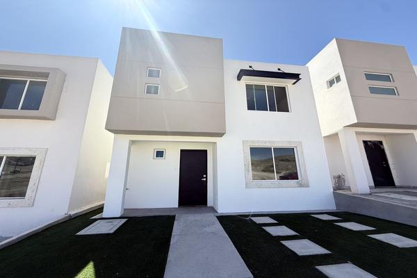 Foto de inmueble en andares, Col. Lomas del Real C.P. 22666, Tijuana