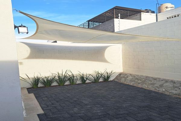 Foto de inmueble en Anillo Vial Junipero Serra, Col. Residencial el Refugio C.P. 76146, Querétaro