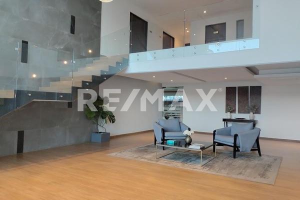 Foto de inmueble en Anillo vila Fray Junipero Serra, Col. Residencial el Refugio C.P. 76146, Querétaro