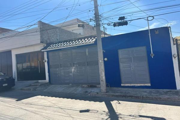 Foto de inmueble en Antonio Alvarez Vega #699, Col. Lomas del Paraíso 1a. Sección C.P. 44250, Guadalajara