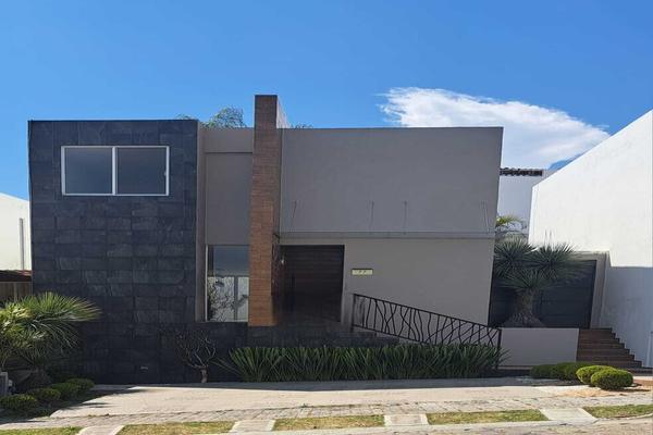 Foto de inmueble en apalaches, Col. Lomas de Angelópolis C.P. 72830, San Andrés Cholula