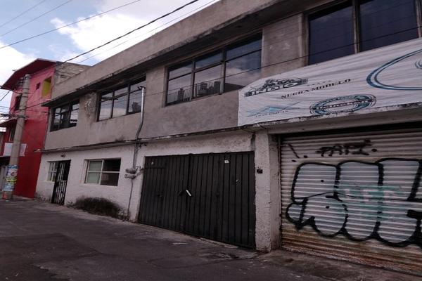 Foto de inmueble en  , Col. Apatlaco C.P. 09430, Iztapalapa
