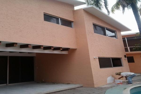 Foto de inmueble en arbol, Col. Cantarranas C.P. 62448, Cuernavaca