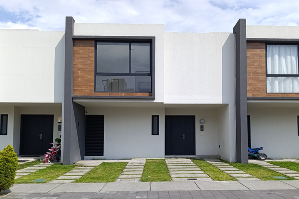 Foto de inmueble en Arboleda, Col. San Mateo Otzacatipan C.P. 50220, Toluca