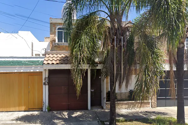 Foto de inmueble en  , Col. Arboledas 1a Secc C.P. 45070, Zapopan