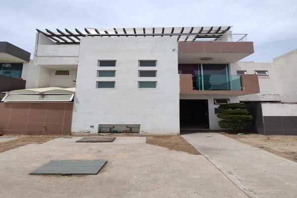 Foto de inmueble en  , Col. Arboledas Jacarandas C.P. 78130, San Luis Potosí