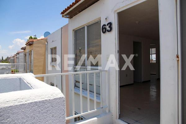 Foto de inmueble en Arcángel Gabriel, Col. El Arcángel C.P. 76113, Querétaro