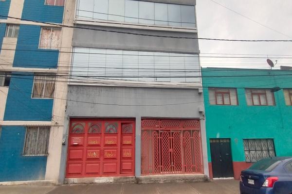 Foto de inmueble en  , Col. Arenal 1a Sección C.P. 15600, Venustiano Carranza