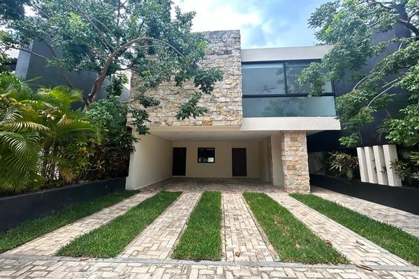 Foto de inmueble en Arietta, Col. Cabo Norte C.P. 97305, Mérida