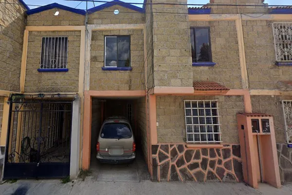 Foto de inmueble en Arquitectos #000, Col. Santa Úrsula Zimatepec C.P. 90450, Yauhquemehcan