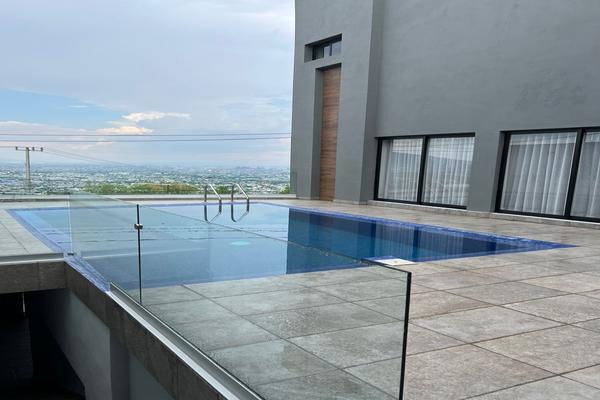 Foto de inmueble en Arroyo, Col. Las Cumbres 2 Sector C.P. 64610, Monterrey