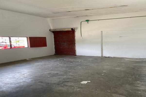 Foto de inmueble en ARTICULO 27 CONSTITUCIONAL, ESQ MARINA NACIONAL, Col. Frutos de La Revolución C.P. 96470, Coatzacoalcos