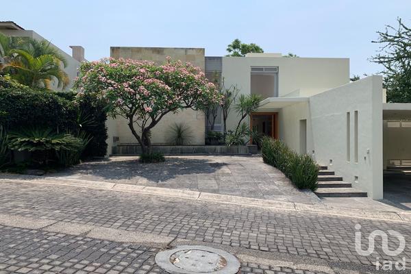 Foto de inmueble en Atlacomulco #154, Col. Las Quintas C.P. 62450, Cuernavaca