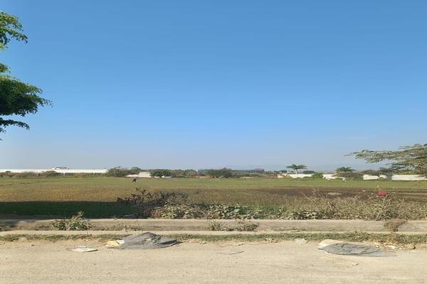 Foto de inmueble en  , Col. Atlacomulco C.P. 62560, Jiutepec