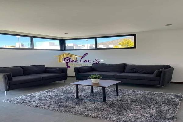 Foto de inmueble en Atrás de Colosio, Col. Residencial Pedregal de las Haciendas C.P. 42079, Pachuca de Soto