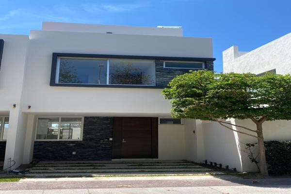 Foto de inmueble en Av. Atardecer 1527, Centinela I, Col. Bosques de la Primavera C.P. 45133, Zapopan