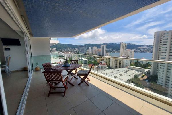 Foto de inmueble en Av. Costera Miguel Aleman, Col. Costa Azul C.P. 39850, Acapulco de Juárez