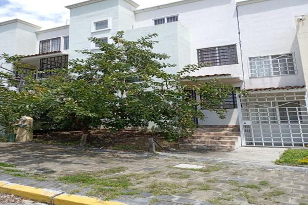 Foto de inmueble en Av. Octavio Paz, Col. Las Flores C.P. 58160, Morelia