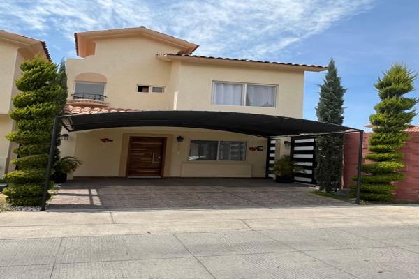 Foto de inmueble en Av Santa Bárbara COTO 4 #4Int. 23, Col. Residencial Alta California C.P. 45650, Tlajomulco de Zúñiga