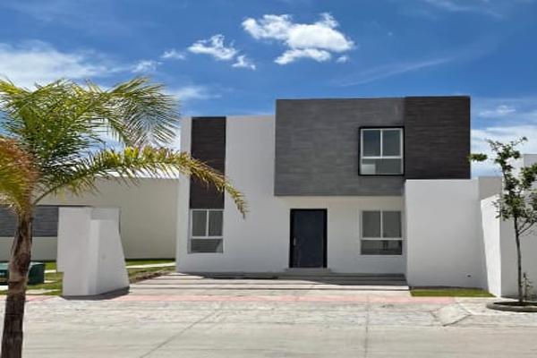 Foto de inmueble en AV. VIGIA DEL RIO # 119 FRACC. VERGEL DE LA CANTERA, Col. Canteras de San José C.P. 20208, Aguascalientes