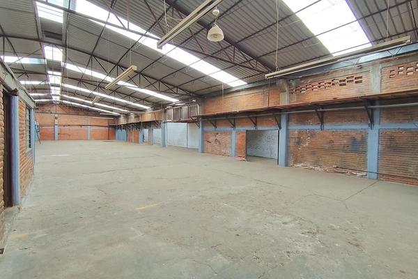 Foto de inmueble en AVENIDA 11, Col. El Vergel C.P. 09880, Iztapalapa