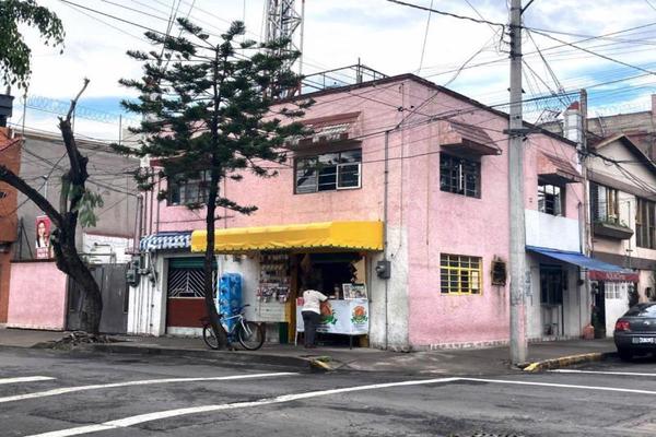 Foto de inmueble en AV. 4, Col. Valentín Gómez Farias C.P. 15010, Venustiano Carranza