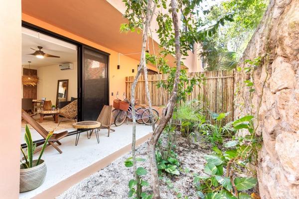 Foto de inmueble en Av. 5 Nte. R. 12 SMZ. 6, Col. Tumben Kaa C.P. 77760, Tulum