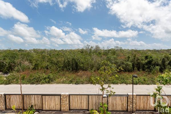 Foto de inmueble en AV 5 NORTE, Col. Tumben Kaa C.P. 77760, Tulum