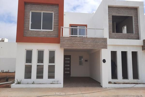Foto de inmueble en Av Abraham Zabludovsky, Col. Santa Isabel IV C.P. 96538, Coatzacoalcos
