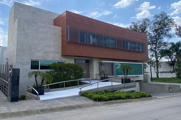 Foto de inmueble en Avenida Acueducto #5300, Col. Santa Margarita C.P. 45140, Zapopan