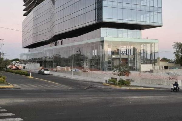 Foto de inmueble en Av. Acueducto, Col. Colinas de San Javier C.P. 44660, Guadalajara