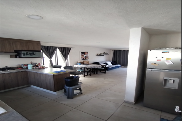 Foto de inmueble en av adamar, Col. Adamar C.P. 45646, Tlajomulco de Zúñiga