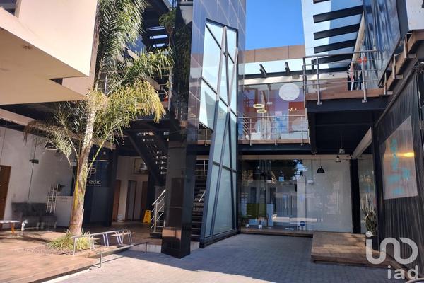 Foto de inmueble en Av. Adolfo López Mateos #3425, Col. Lázaro Cárdenas C.P. 52177, Metepec