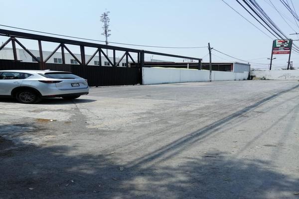 Foto de inmueble en Avenida Adolfo Lopez Mateos, Col. La Joya INFONAVIT 1er. Sector C.P. 67160, Guadalupe