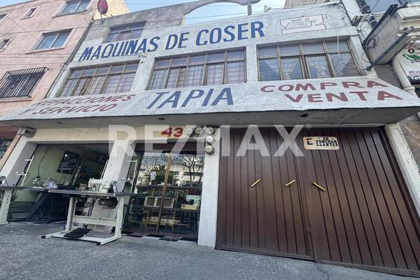Foto de inmueble en Av. Adolfo López Mateos, Col. Metropolitana Segunda Sección C.P. 57740, Nezahualcóyotl