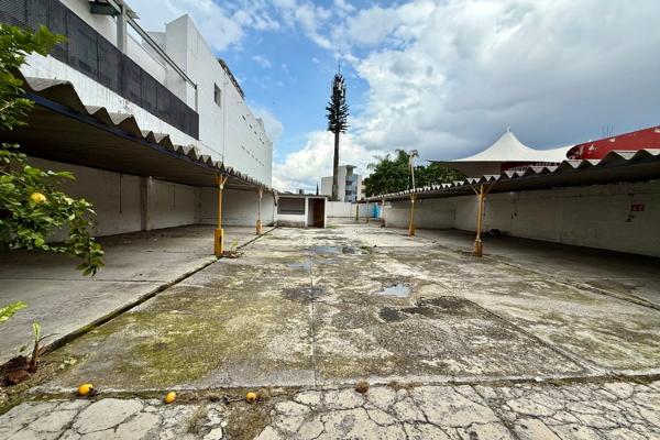 Foto de inmueble en Avenida Adolfo López Mateos Sur #4327, Col. La Calma C.P. 45070, Zapopan