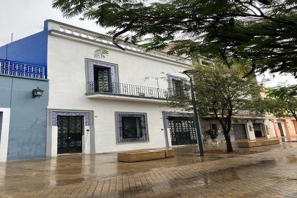 Foto de inmueble en Av. Alcalde #571, Col. Alcalde Barranquitas C.P. 44270, Guadalajara