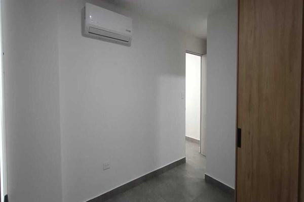 Foto de inmueble en Avenida Alfonso Reyes, Col. Regina C.P. 64290, Monterrey