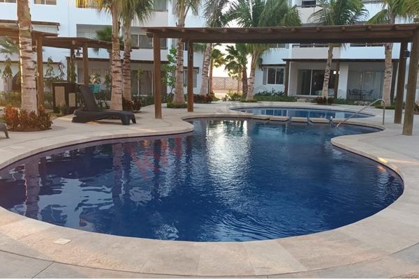 Foto de inmueble en Av. Almarena #1530, Col. Sábalo Country Club C.P. 82100, Mazatlán