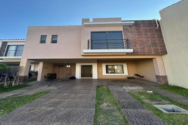 Foto de inmueble en Avenida Altavista #390, Col. Residencial San Isidro C.P. 45135, Zapopan