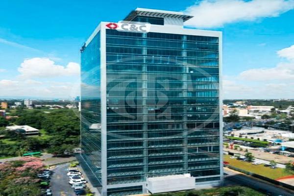 Foto de inmueble en av américas, Col. Country Club C.P. 44610, Guadalajara